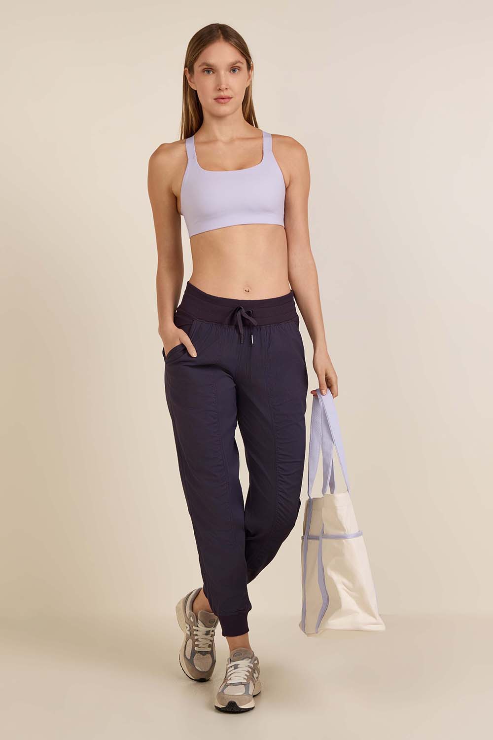 Ultralu Square-Neck Workout Bra Medium Support, B/C Cup